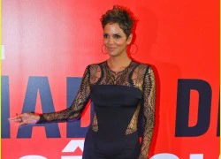 Thời trang bầu tuyệt đẹp của Halle Berry