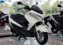 Xe tay ga Suzuki Burgman 125 có mặt tại Việt Nam