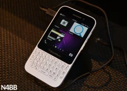 BlackBerry Q5: Máy chạy mượt, chắc chắn nhưng thiết kế không &#8220;sang&#8221;