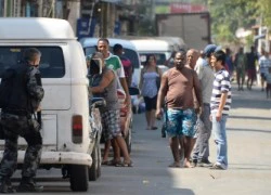 Brazil sốc nặng vì vụ hãm hiếp ngay trên xe buýt