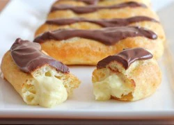 [Chế biến] &#8211; Bánh éclair phủ sốt chocolate