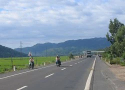 Đầu tư giao thông: 'Bỏ tiền chẵn, thu tiền lẻ'