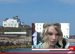 Fan cuồng bơi đến nhà Taylor Swift lúc 2 giờ sáng