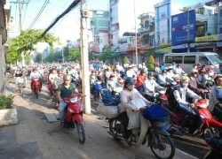 Hà Nội, TP.HCM: Nghẹt thở sau nghỉ lễ