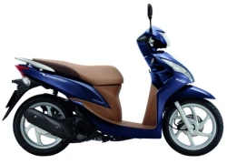 Honda ra 3 xe máy mới, giá tăng