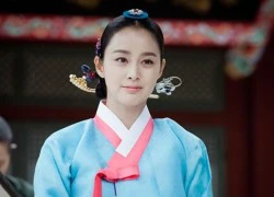 Jang Ok Jung (Kim Tae Hee) ngầm tuyên chiến với tình địch