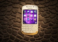 Lộ diện BlackBerry Q10 phiên bản 24K Full Gold đầu tiên tại Việt Nam