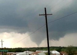 Lốc xoáy tàn phá bang Texas (Mỹ): Hàng chục người chết và mất tích