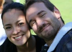 Tình yêu đẹp như cổ tích của Nick Vujicic