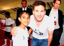 Messi gặp cậu bé đóng phim &#8220;Messi Baghdad&#8221;