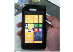 Nokia Lumia 625 giá rẻ, màn hình 4,7 inch lộ diện