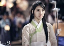 &quot;Nữ hiệp&quot; Suzy thẹn thùng diện hanbok