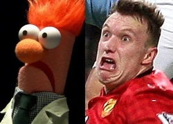 Phil Jones khoái làm mặt cười