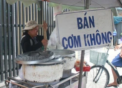 Phố chỉ bán cơm không ở Sài Gòn