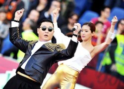 Psy bị la ó trong khi biểu diễn tại Ý