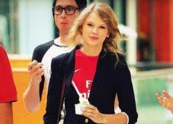 Taylor Swift - CĐV xinh đẹp nhất của Arsenal