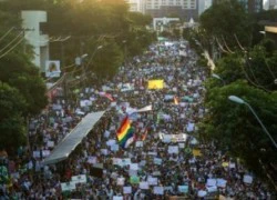 Brazil: Biểu tình lại bùng nổ, Tổng thống hủy công du nước ngoài