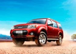 Ford Everest 2013 giá từ 774 triệu đồng ở Việt Nam