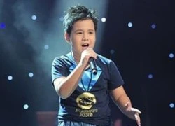 Hồ Hoài Anh đập hỏng ghế xoay The Voice Kids