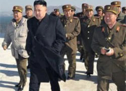 Kim Jong-un thị sát nhà máy sản xuất vũ khí