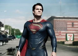 "Man of Steel": Nỗi cô đơn của kẻ dị biệt