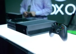 Microsoft tự tin Xbox One ngang cơ với PlayStation 4 dù đắt hơn