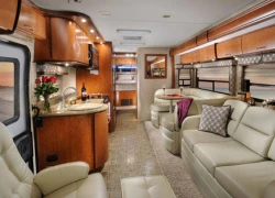 Motorhome - những 'ngôi nhà di động' tiện nghi