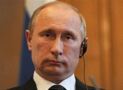 Ông Putin phủ nhận "cuỗm" nhẫn nạm kim cương Super Bowl