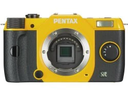 Pentax ra Q7 ống kính rời nhưng cảm biến nhỏ