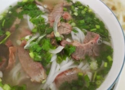 Phở Minh: Khoảng lặng giữa Sài Gòn