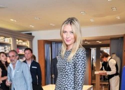 Sharapova tươi tắn bên bồ trẻ tại London