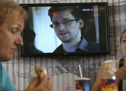 Snowden sống ra sao ở khu quá cảnh sân bay?