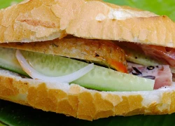 Vào hẻm tìm ăn bánh mì cụ Lý