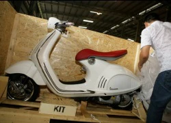 Vespa 946 đầu tiên giá hơn 200 triệu về Việt Nam