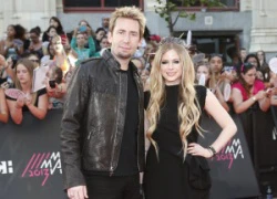 Avril Lavigne mở tiệc cưới 3 ngày ở Pháp