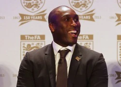 Cuộc sống sau sân cỏ: Sol Campbell ủ mưu chờ ngày tái xuất