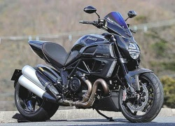 Ducati Diavel độ toàn carbon cực hầm hố