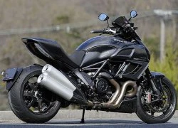 Ducati Diavel độ toàn sợi carbon