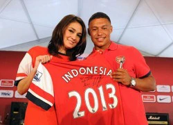 Fan cuồng Indonesia tới tấp hôn sao Arsenal