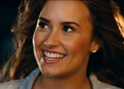 Fan xúc động với MV mới của Demi Lovato