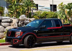 Ford F-150 độ phong cách Batmobile đời đầu