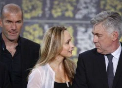 HLV Carlo Ancelotti cũng rất... đào hoa