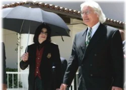 Michael Jackson không "xâm hại tình dục" 24 bé trai