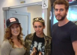 Miley Cyrus đến thăm Liam Hemsworth trên trường quay