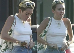 Miley Cyrus lúng túng vì bung cúc quần giữa đường