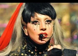 Muôn kiểu trang điểm độc của Lady Gaga