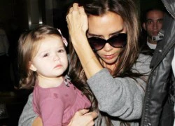 Những hình ảnh tuyệt đẹp của Harper Beckham và mẹ