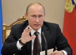 Putin: Mỹ bẫy 'kẻ phản bội' Snowden trên đất Nga