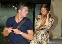 Ronaldo và Irina ai đi đường nấy vì&#8230; &#8220;chuyện ấy&#8221;?