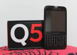 Thực tế BlackBerry Q5 bản thương mại tại Việt Nam